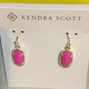 NWT Kendra Scott Lee Gold Earring w/dustbag box